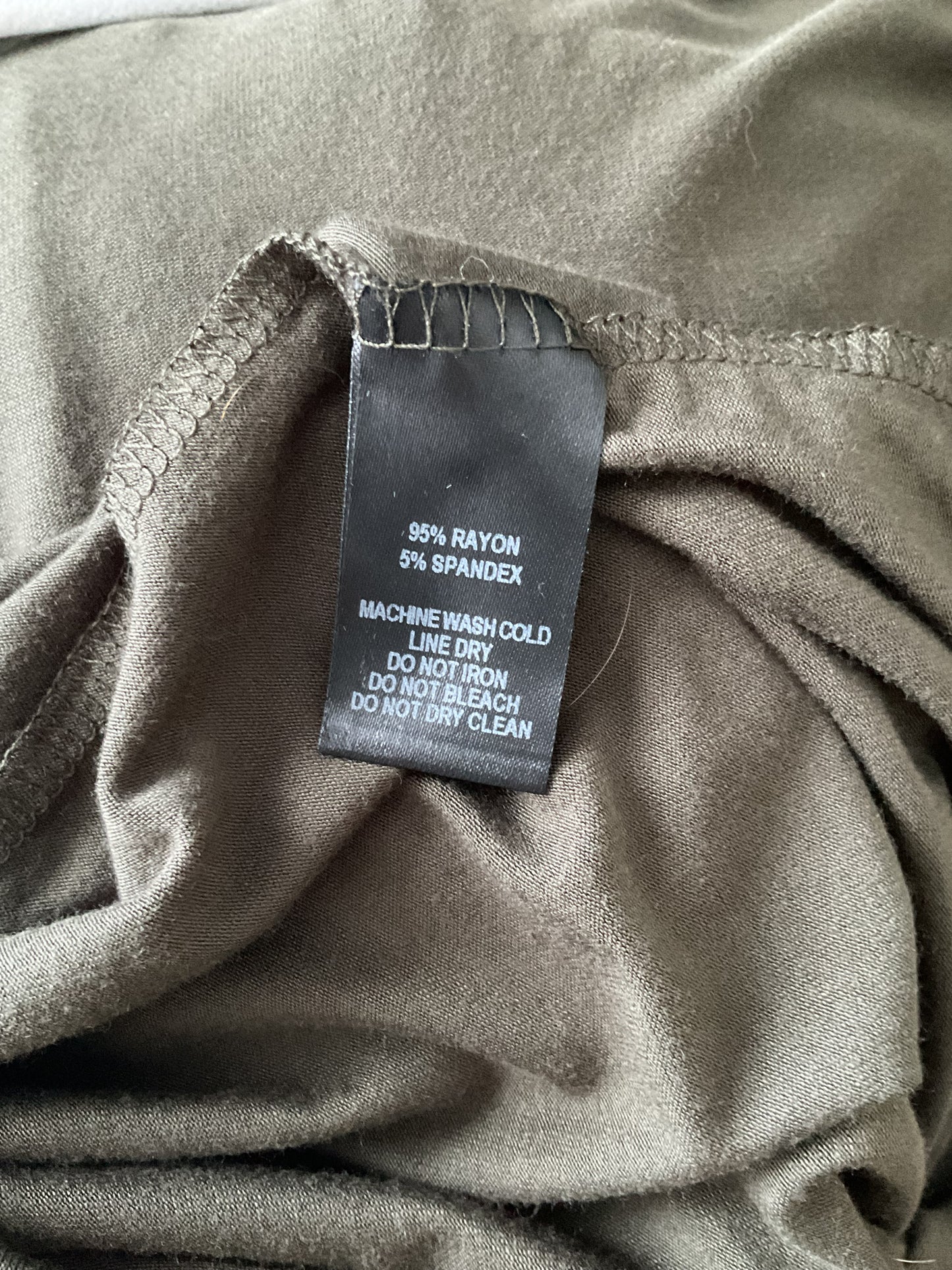 LULU'S LONG SLEEVE CROP TOP