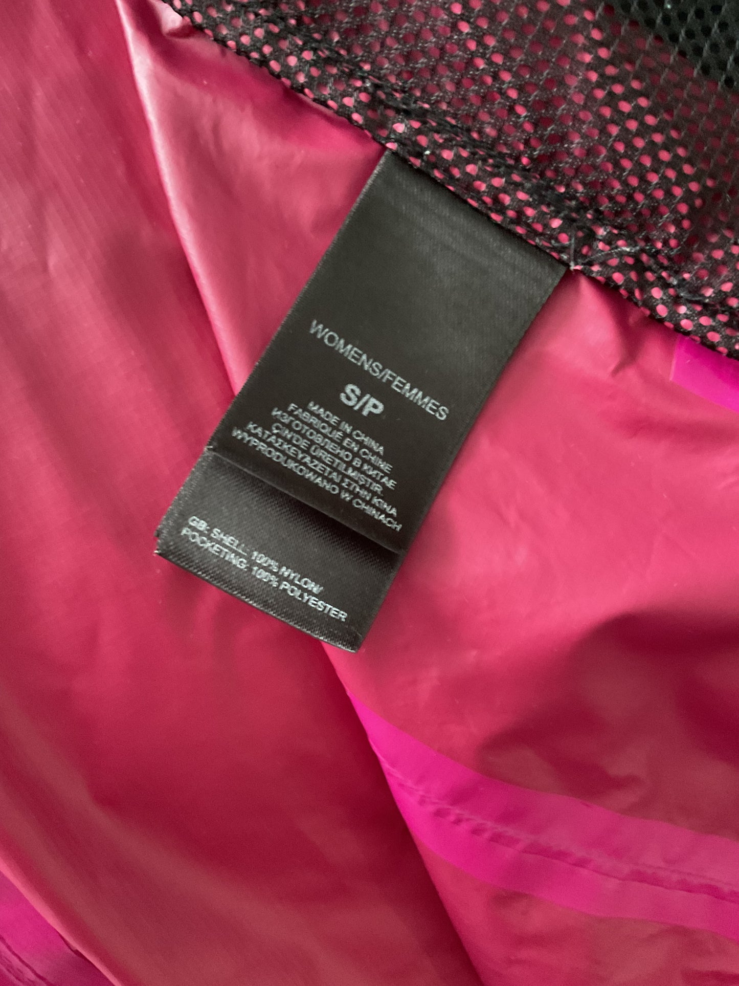 THE NORTH FACE RAIN JACKET