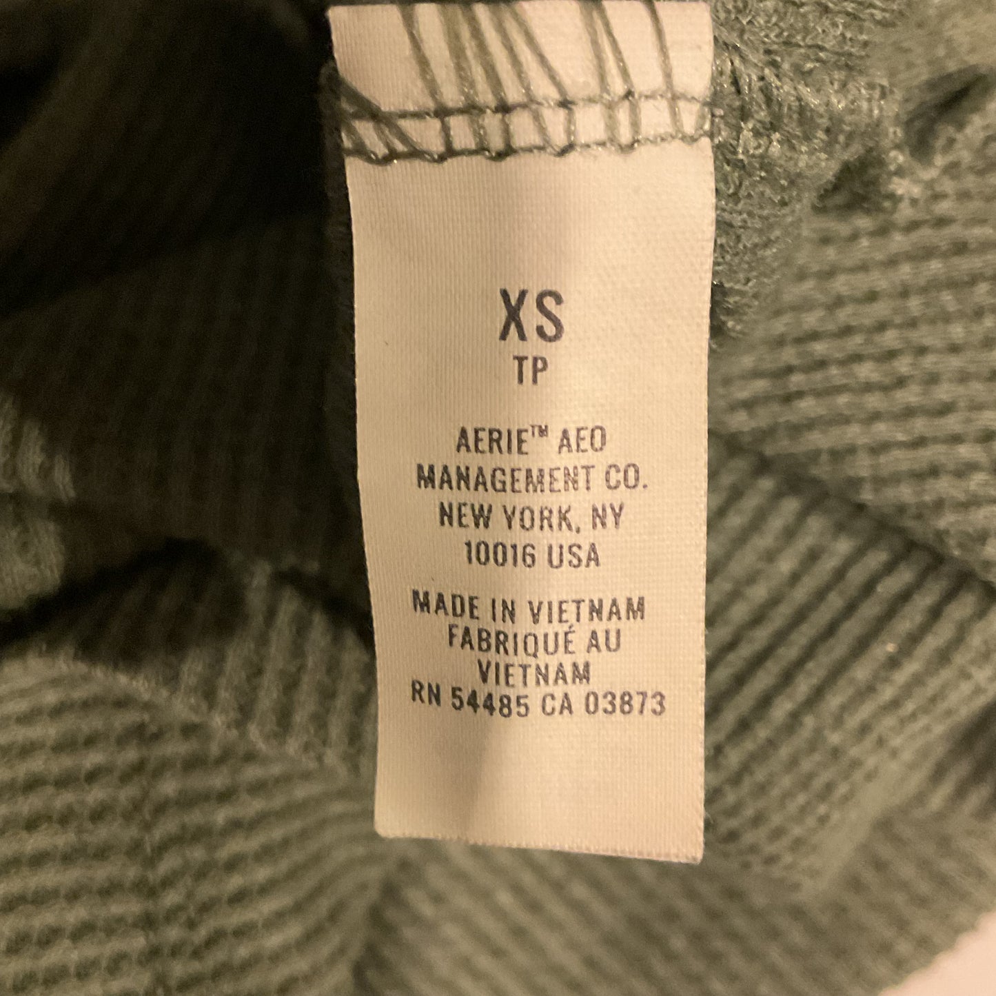 AERIE LONG SLEEVE TOP