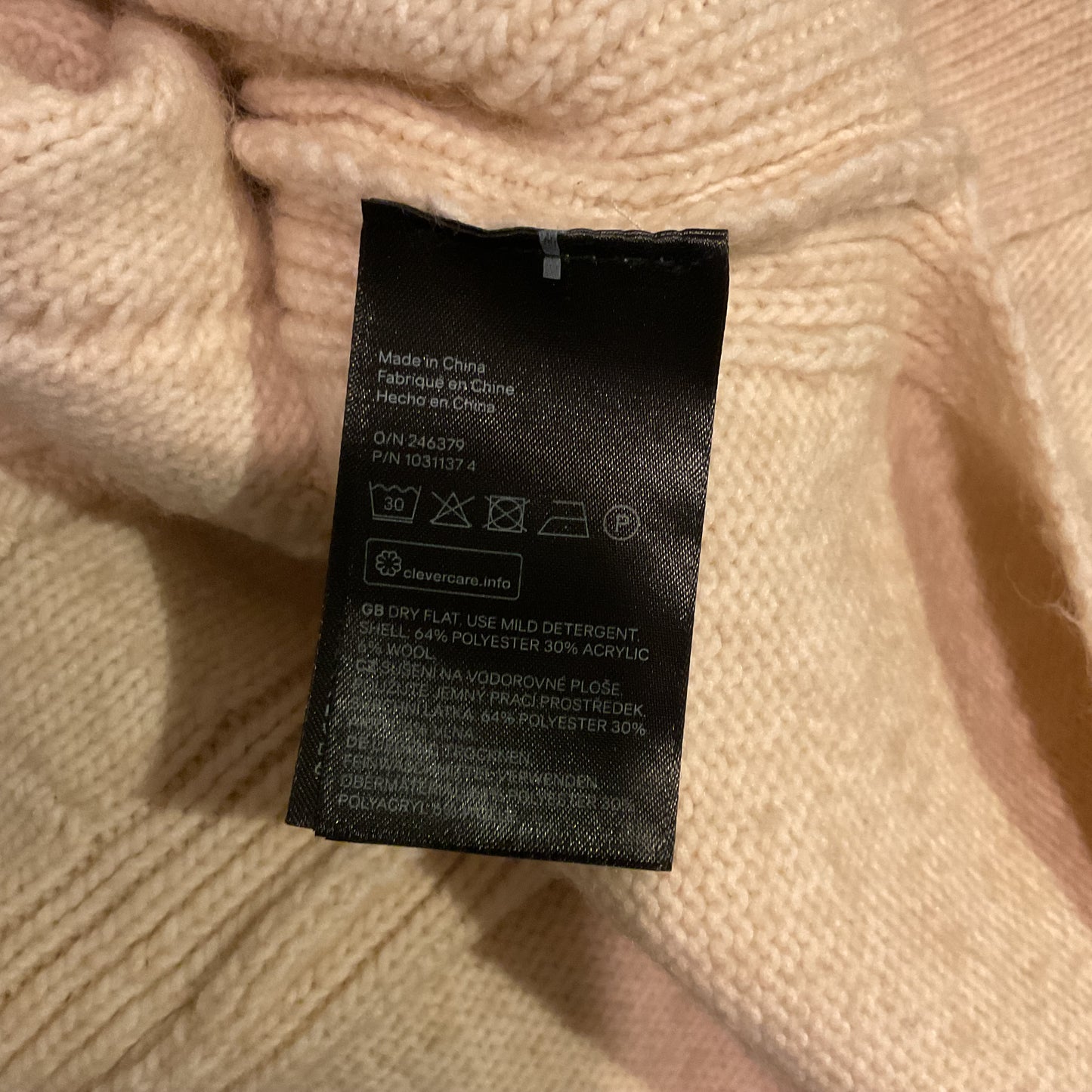 H&M CABLE KNIT SWEATER DRESS