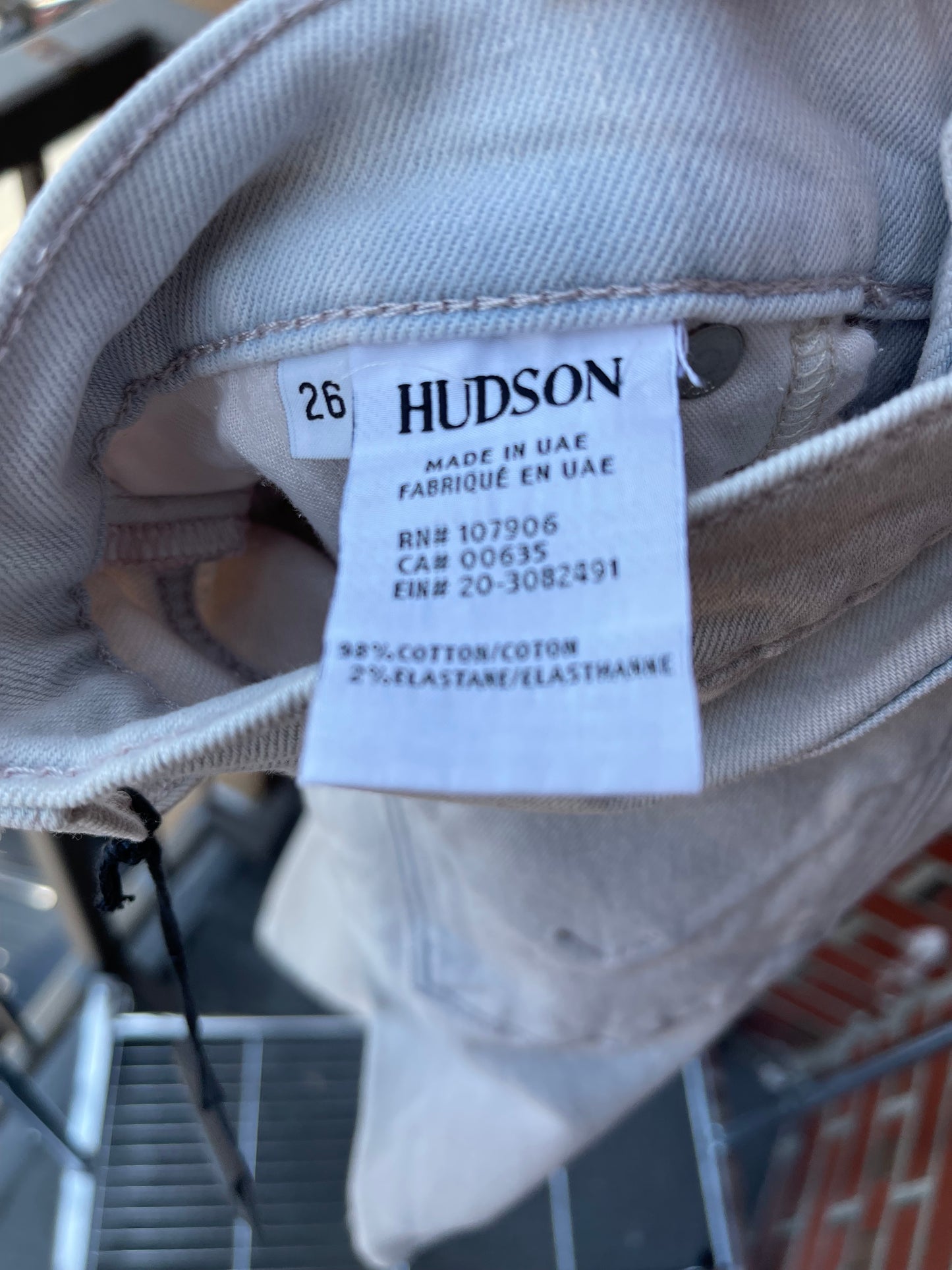 HUDSON NWT MIDRISE JEANS