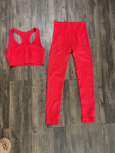 UNKNOWN 2 PC ATHLEISURE SET