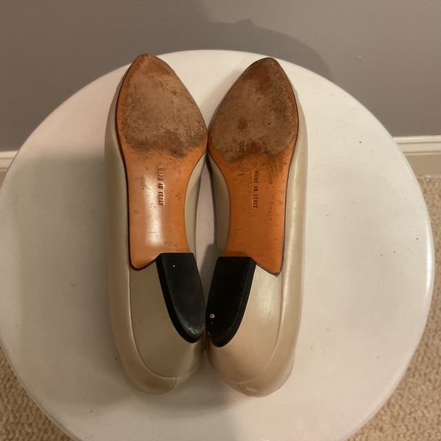 SALVATORE FERRAGAMO KITTEN HEEL