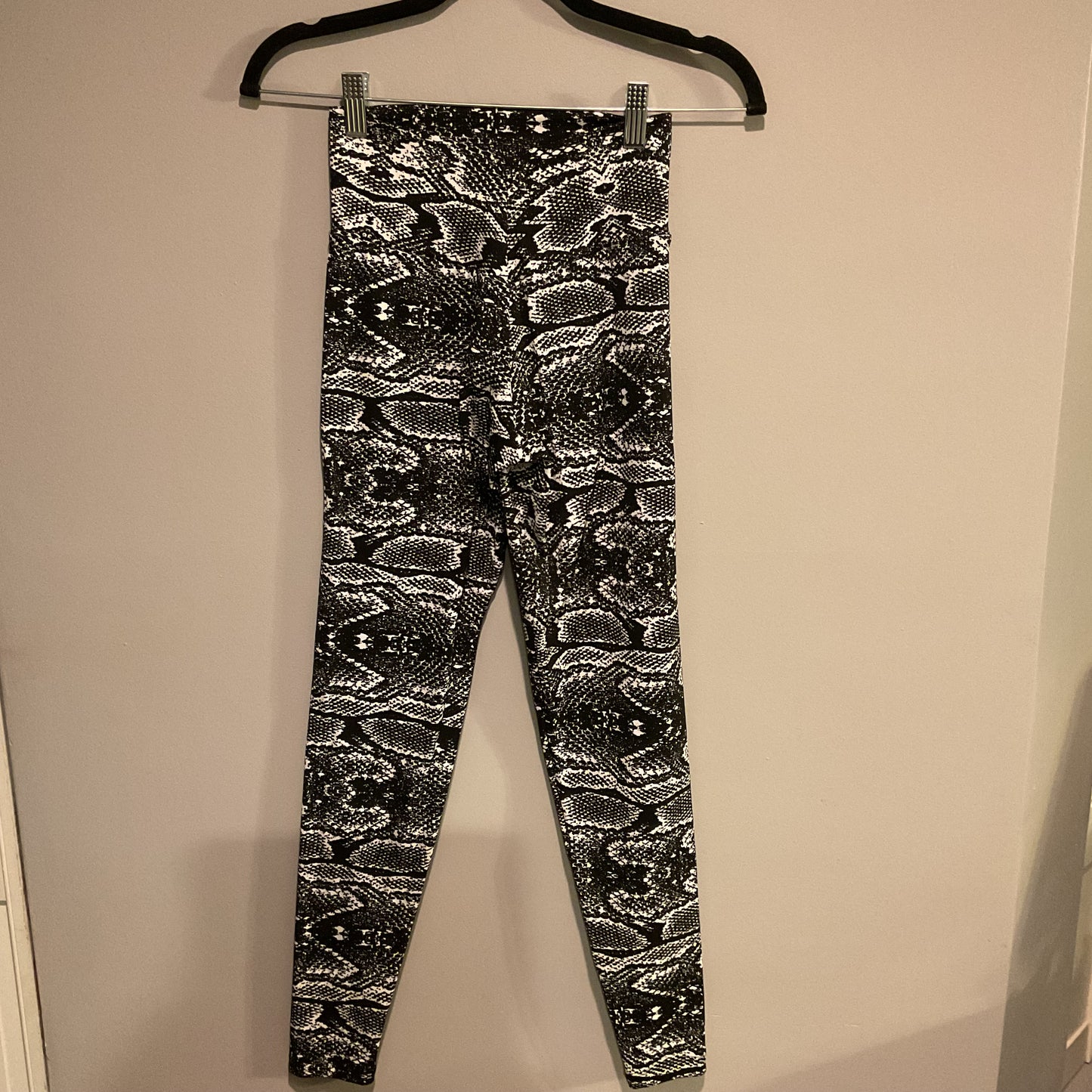 BOOTY BY BRABANTS ATHLEISURE LEGGINGS