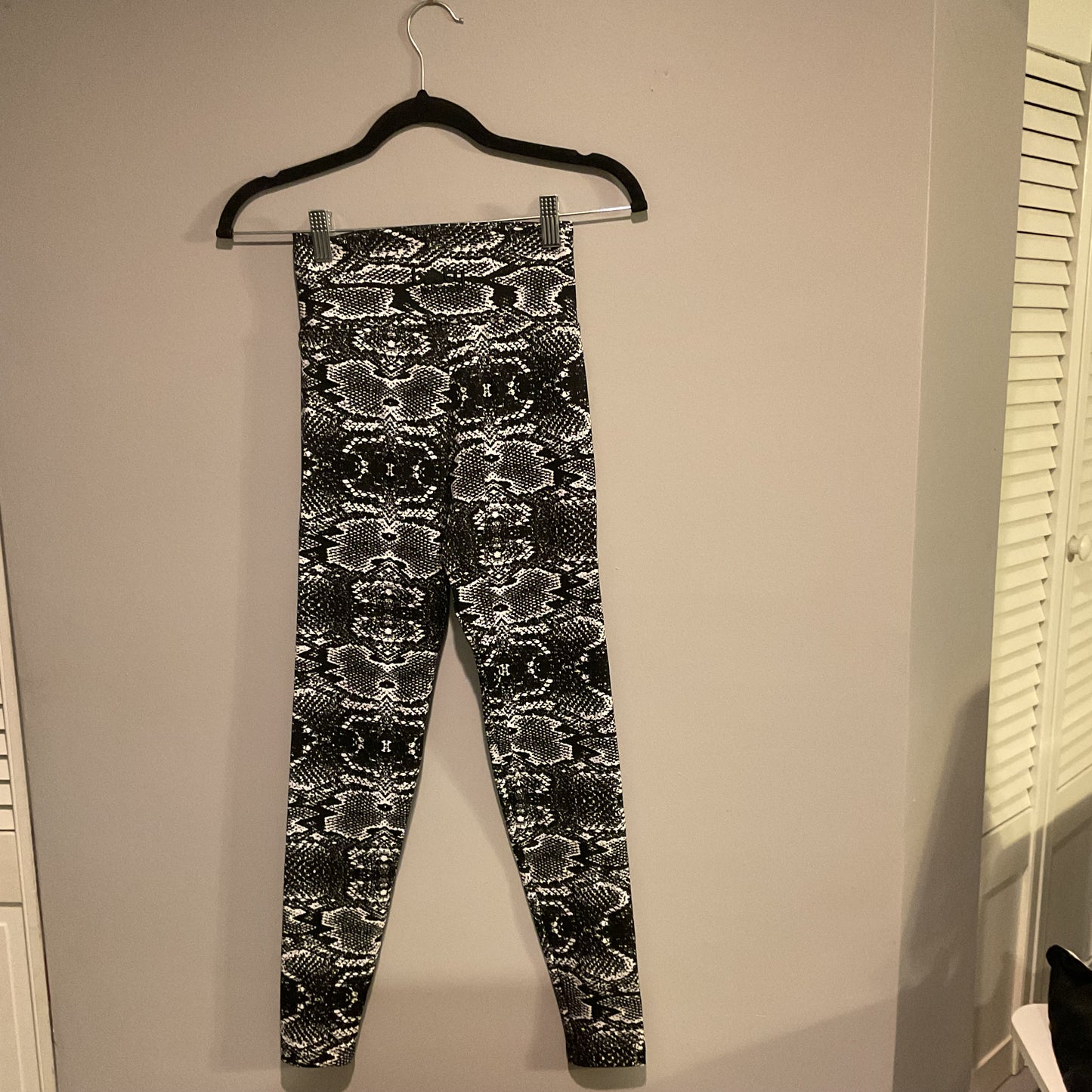 BOOTY BY BRABANTS ATHLEISURE LEGGINGS