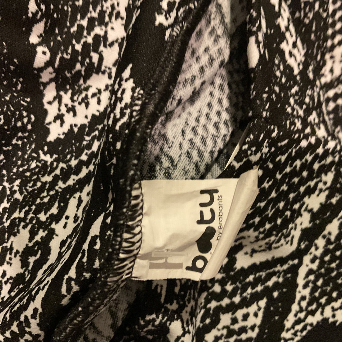 BOOTY BY BRABANTS ATHLEISURE LEGGINGS