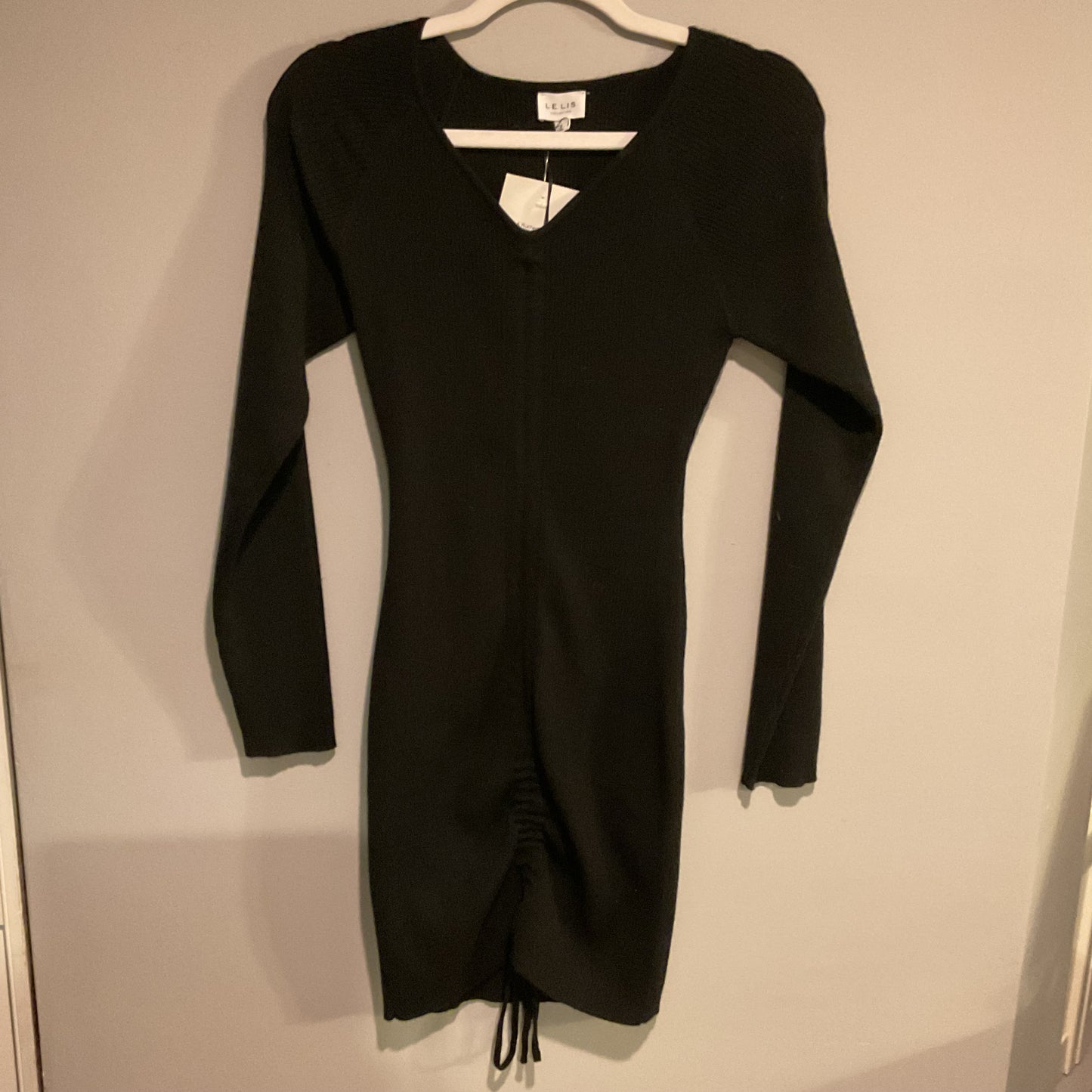 LE LIS NWT RUCHED LONG SLEEVE DRESS