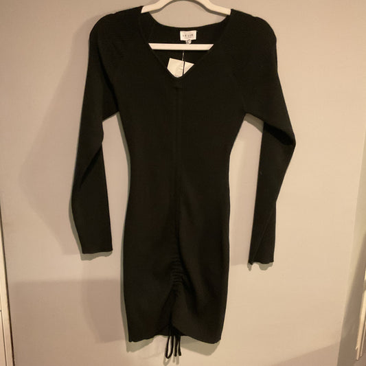 LE LIS NWT RUCHED LONG SLEEVE DRESS