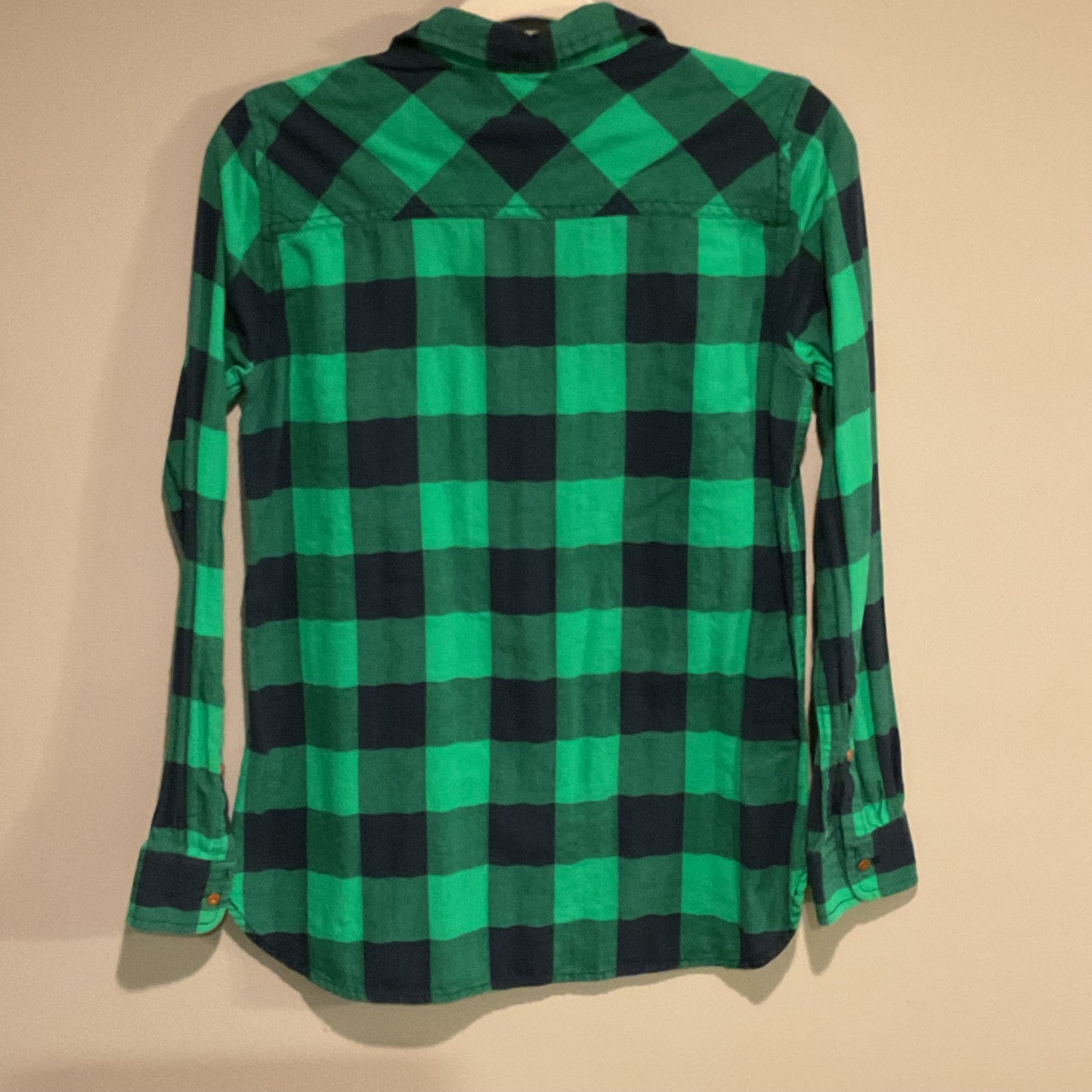 J CREW LONG SLEEVE BUFFALO CHECK BUTTON UP TOP